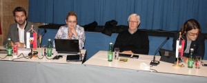 Wörgler Gemeinderat 5. November 2015 - FWL-Fraktion v.l. STR Mario Wiechenthaler, NR GR Carmen Schimanek, GR Ekkehard Wieser und GR Christian Huter.
