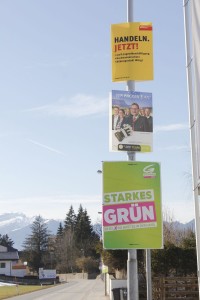Wahlwerbung in der Brixentalerstraße in Wörgl.