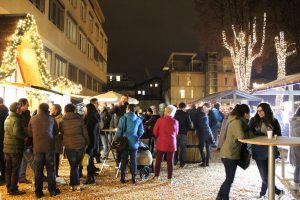 Advent-Auftakt in Wörgl mit Christbaumfeier und Christkindlmarkteröffnung. Foto: Veronika Spielbichler