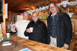 Advent-Auftakt in Wörgl mit Christbaumfeier und Christkindlmarkteröffnung. Foto: Veronika Spielbichler