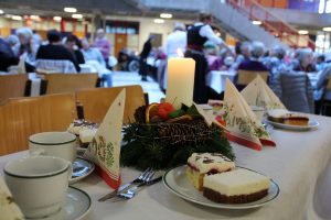 Seniorenweihnachtsfeier der Stadtgemeinde Wörgl am 10.12.2016. Foto: Veronika Spielbichler