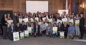 Nachhaltigkeit boomt: 28 VeranstalterInnen wurden am 2. November von LHStv.in Ingrid Felipe (links) als GREEN EVENT TIROL ausgezeichnet. Foto: Klimabündnis Tirol/Reuter