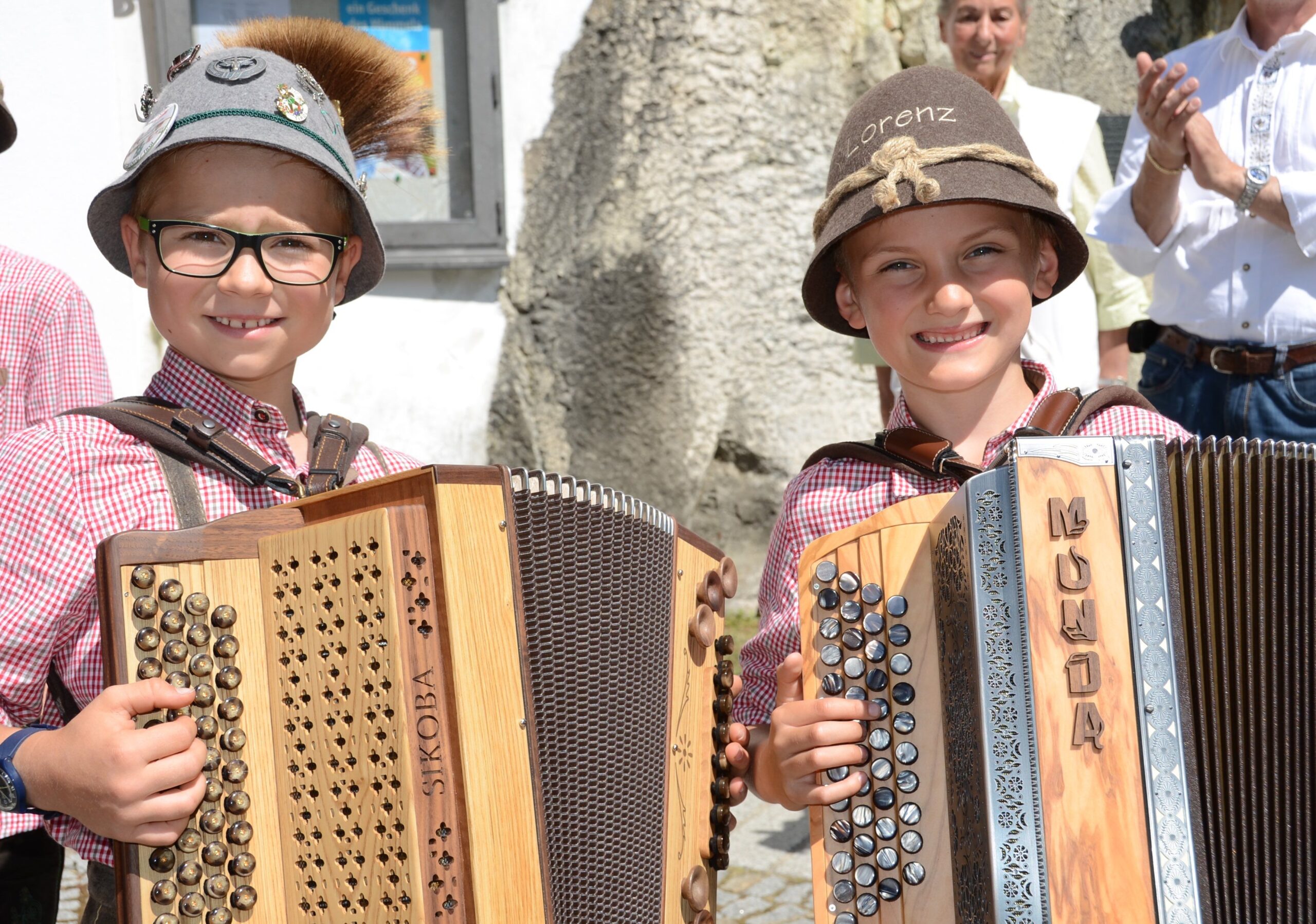 Nachwuchs-Talente auf der Zugin: Staatsmeister Lorenz Schiegl (rechts) und Dominic Sandbichler, der auf dem 2. Platz landete. Foto: Nageler