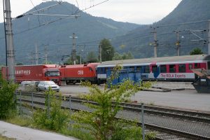 Tiroler Landtag - Lokalaugenschein Ausschuss für Wohnen und Verkehr am 29.5.2018 am RoLa-Terminal Wörgl. Foto: Veronika Spielbichler