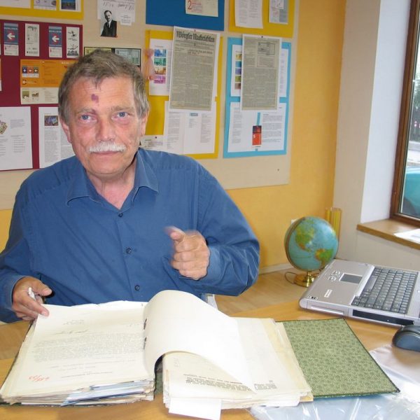 Der Publizist und Historiker Dr. Wolfgang Broer recherchierte drei Jahre lang intensiv übers Wörgler Freigeld, auch im Wörgler Unterguggenberger Institut.