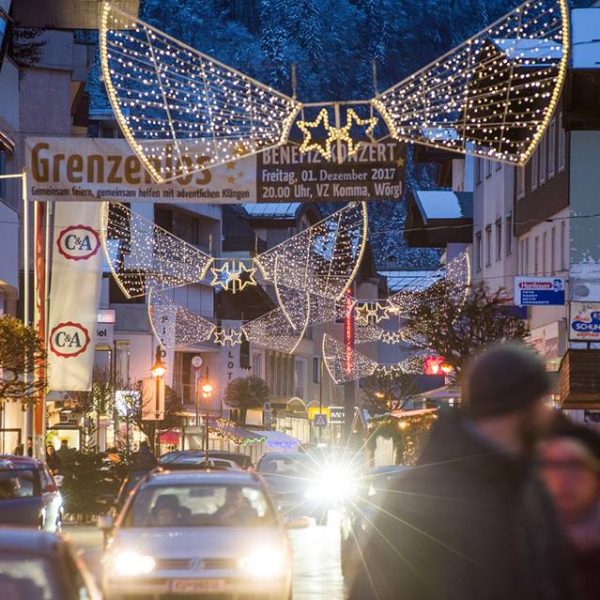 Weihnachtszeit in der Wörgler Innenstadt. Foto: Dabernig