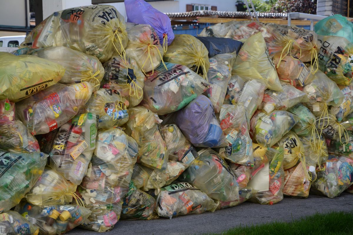 Der Gelbe Sack dient der Sammlung von Kunststoff-Abfällen. Foto: Veronika Spielbichler