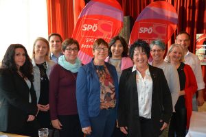 Erzähl-Café 100 Jahre Frauenwahlrecht am 17.4.2019 im Volkshaus Wörgl. Foto: Veronika Spielbichler