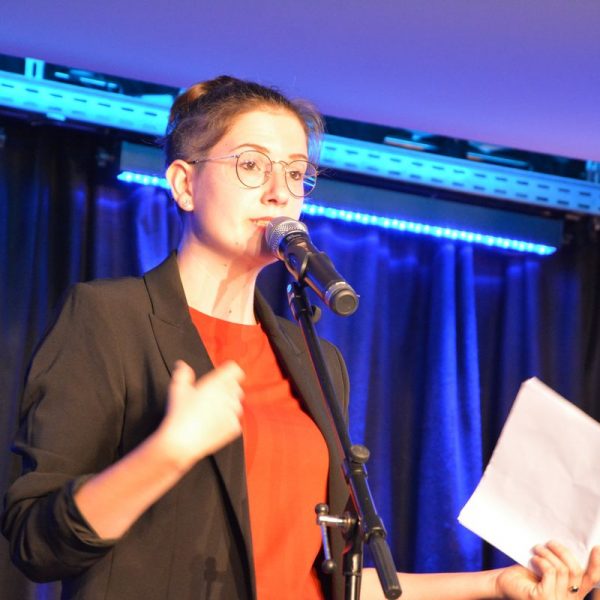 Poetry Slam am 10.8.2019 in der Zone Kultur.Leben.Wörgl. Foto: Veronika Spielbichler