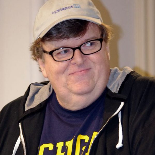 Als Filmautor zeichnet Michael Moore für Buch und Regie von „Kapitalismus: Eine Liebesgeschichte“ verantwortlich. Foto: David Shankbone https://commons.wikimedia.org/w/index.php?curid=16476107