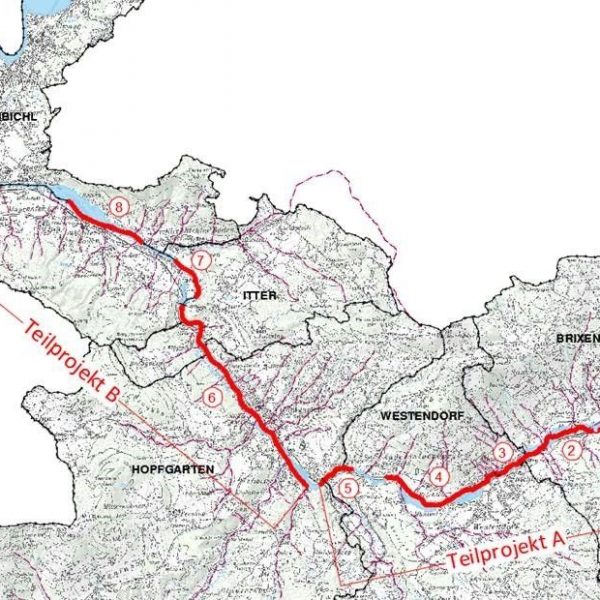 21 Hektar Bauland entlang der Brixentaler Ache sollen durch Dämme, Mauern und Retentionsräume vor einem 100-jährlichen Hochwasser geschützt werden. Der dafür notwendige Wasserverband hat sich konstituiert. © Land Tirol