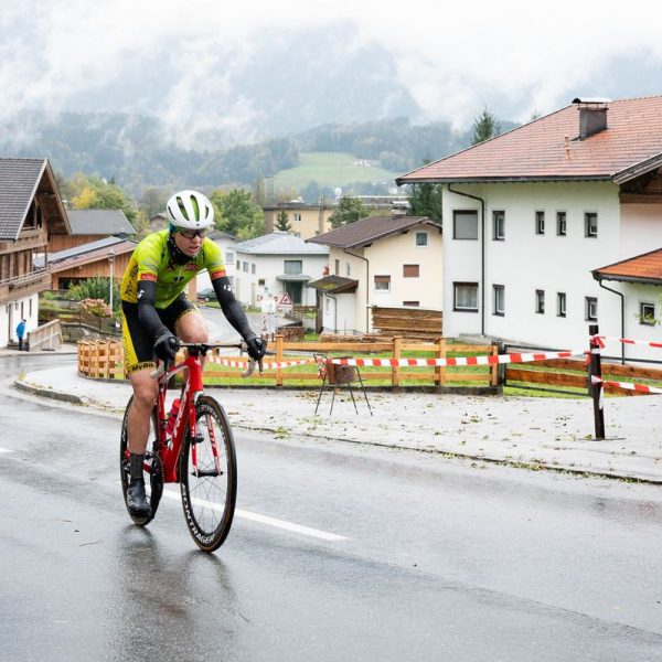 Bewies einmal mehr, dass er zu den besten Nachwuchsfahrern Österreichs zählt: Luca Oberlechner bei seiner Fahrt zur Silbermedaille. Foto: Radclub Wörgl