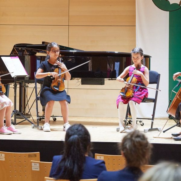 Das erfolgreiche Streichquartett Four Fun mit Sophie Winderl, Semiha Aksoy, Lucia Avena und Jana Moser (Foto Land Tirol, Wolfgang Alberty)