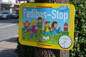 Pedibus-Stop Wörgl. Foto: Veronika Spielbichler