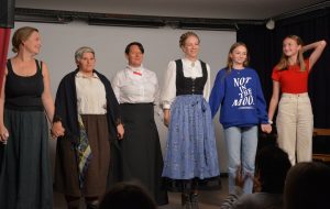 Ensemble Freispiel - Weibsbüda - Theater in der Zone kultur.leben.wörgl im Oktober 2021. Foto: Veronika Spielbichler