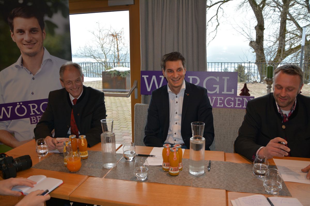 Pressekonferenz "Wörgl bewegen - Team Michael Riedhart" am 17.12.2021. Foto: Veronika Spielbichler