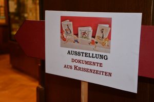 Sonderausstellung Dokumente aus Krisenzeiten im Jenbacher Museum - Ausstellungseröffnung am 30.4.2022. Foto: Veronika Spielbichler