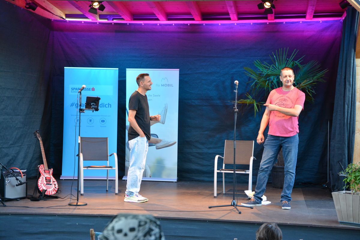 Kabarett "Influencer" von Stefan Peschta und Jürgen Heiss am 2.7.2022 in der ZONE Kultur.Leben.Wörgl. Foto: Veronika Spielbichler