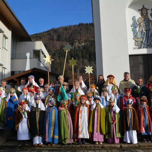 Sternsinger-Aktion der katholischen Jungschar 2023 in Bruckhäusl. Foto: Veronika Spielbichler