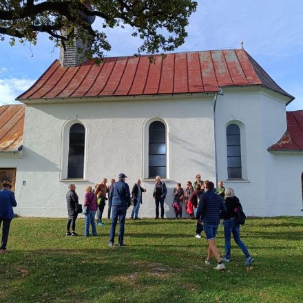 Archäologische Wanderung aufs Grattenbergl am 21.10.2023. Foto: Mag. Marlies Wohlschlager