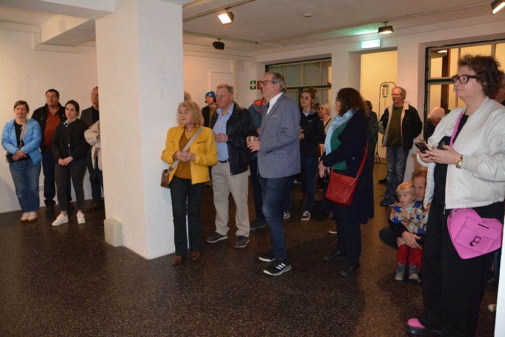 Anna Lerchbaumer „Super Long Life“ Vero Online