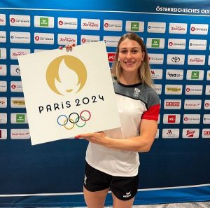 Die 26-jährige Lena Kreundl begann ihre Schwimmsport-Karriere beim SC Wörgl - heuer startet sie bei Olympia in Paris. Foto: privat