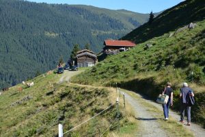 Theater auf der Alm am 10. August 2024 im Langen Grund in der Kelchsau. Foto: Veronika Spielbichler