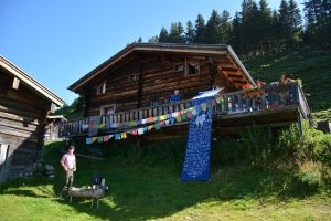 Theater auf der Alm am 10. August 2024 im Langen Grund in der Kelchsau. Foto: Veronika Spielbichler