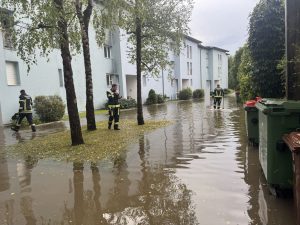 FF Wörgl Einsatzbericht. Foto: https://ff-woergl.at/index.php/2024/06/08/wasserschaeden-stadtgebiet-woergl/