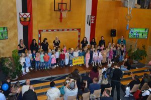 Eröffnungsfeier Volksschul- und Kindergartenerweiterung in Bruckhäusl am 25. Oktober 2024. Foto: Veronika Spielbichler