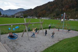 Eröffnungsfeier Volksschul- und Kindergartenerweiterung in Bruckhäusl am 25. Oktober 2024. Foto: Veronika Spielbichler