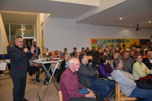 Buchpräsentation "Bruckhäusl - ein Tiroler Dorf im Wandel der Zeit" am 23. 11.2024 in der Volksschule Bruckhäusl. Foto: Petra Gasteiger