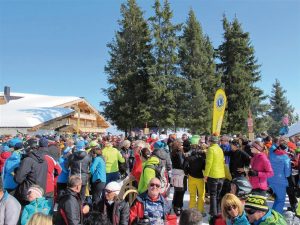 Der Lions Club Wörgl lädt am 15.3.2025 wieder zum legendären Schneefest auf dem Schatzberg in der Wildschönau. Foto: Lions Club