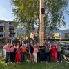 Hurra - geschafft, der Maibaum steht und das Fest auf der Volkshauswiese kann starten! Foto: SPÖ Wörgl