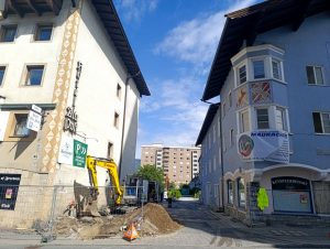 Abbruch Bauprojekt Wörgl Stadtmitte - Baustelleneinrichtung am 2. Juni 2025. Foto: Veronika Spielbichler