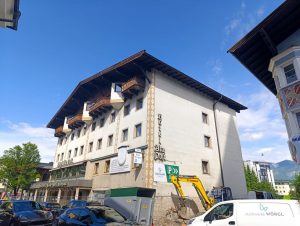 Abbruch Bauprojekt Wörgl Stadtmitte - Baustelleneinrichtung am 2. Juni 2025. Foto: Veronika Spielbichler