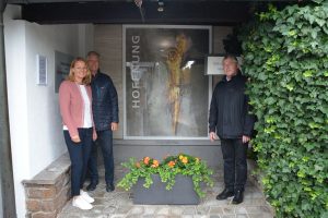 Sammelgrab-Neugestaltung im Friedhof Wörgl - Präsentation im Juli 2025. Foto: Veronika Spielbichler