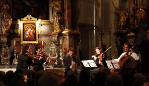 Das 31. Kammermusikfest Hopfgarten wird am 30. August 2025 mit einem Konzert in der Pfarrkirche Hopfgarten eröffnet. Foto: KMF-Trinkl