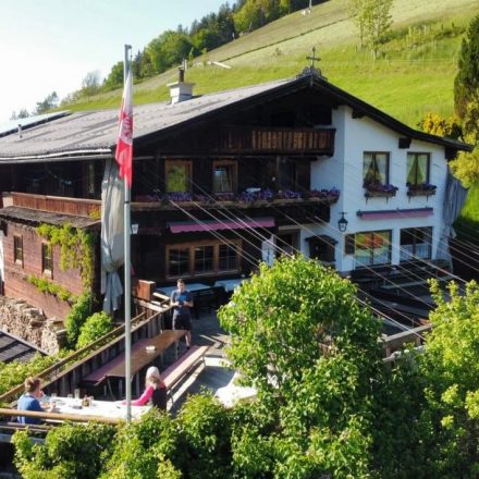 Jausenstation Schrofen. Foto: https://www.wildschoenau.com