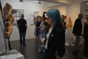 Ausstellung Adi Haaser und Rudi Schwarz von 19.-21.9.2025 in der Galerie am Stadtplatz in Wörgl. Foto: Veronika Spielbichler