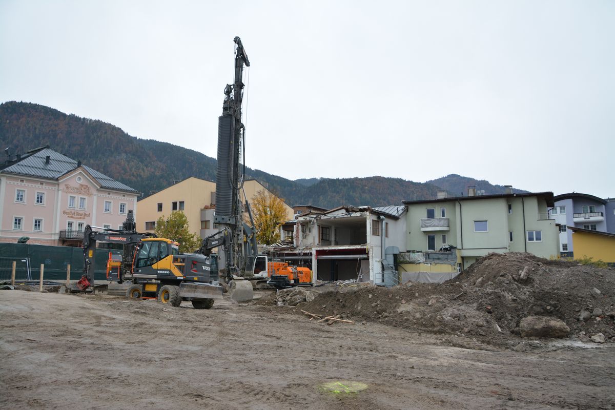 Jahreshauptübung der FF Wörgl am 25.10.2025 auf dem Baustellengelände Wörgl Mitte. Foto: Veronika Spielbichler