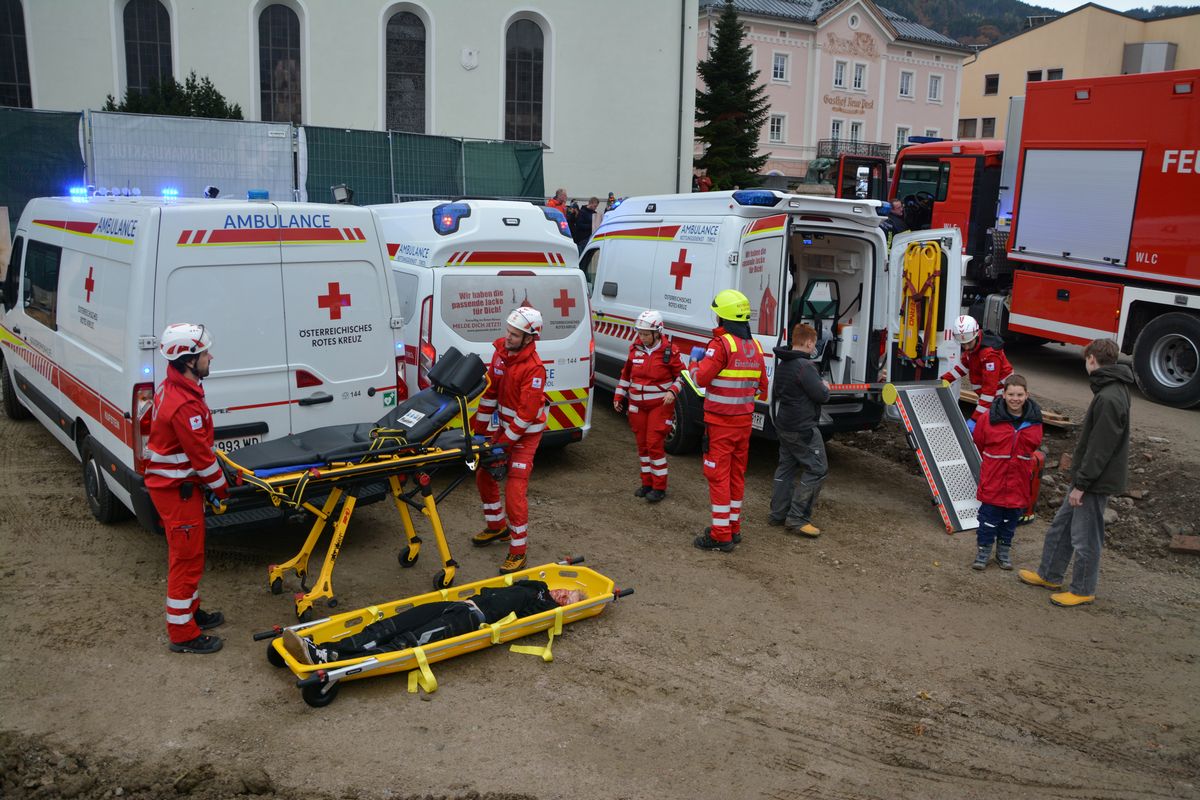 Jahreshauptübung der FF Wörgl am 25.10.2025 auf dem Baustellengelände Wörgl Mitte. Foto: Veronika Spielbichler