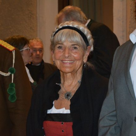 Festakt der Wörgler Traditionsvereine zum 80. Geburtstag von Maria Steiner am 17.10.2025. Foto: Veronika Spielbichler