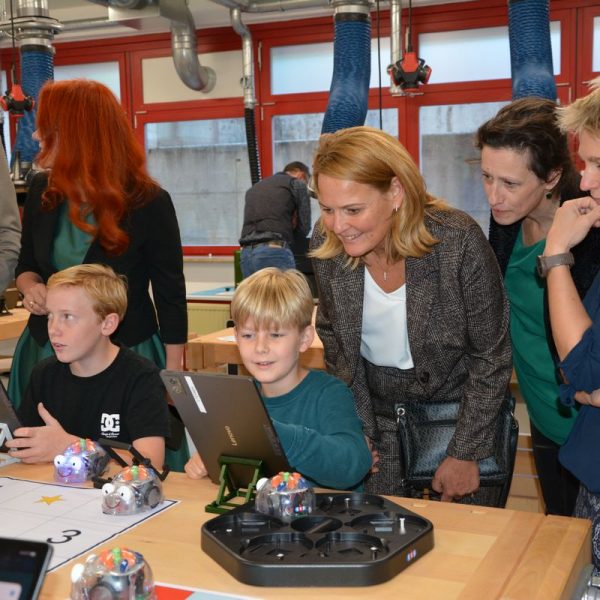 Eröffnung STEAM-Lab an der Europamittelschule Wörgl am 1.10.2025. Foto: Veronika Spielbichler
