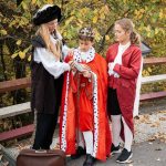 Der Theaternachwuchs der Stadtbühne Wörgl bringt in der Vorweihnachtszeit das Märchen "König Immermüd" auf die Bühne im Volkshaus Wörgl. Foto: facebook stadtbuehne woergl