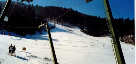 Beim Dorfabend in Bruckhäusl am 15. November 2025 wird u.a. die Doku über Skifahren am Riederberg von Egon Frühwirth gezeigt. Foto: Josef Horndacher
