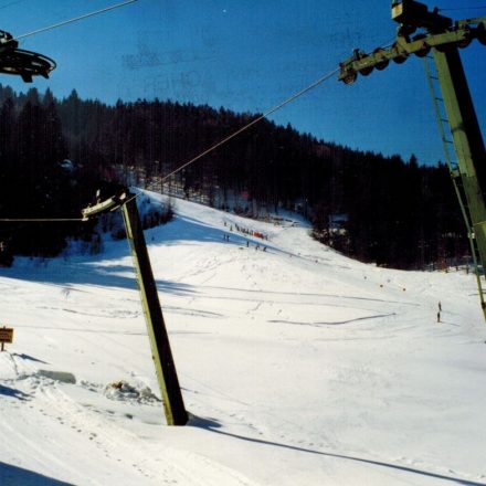 Beim Dorfabend in Bruckhäusl am 15. November 2025 wird u.a. die Doku über Skifahren am Riederberg von Egon Frühwirth gezeigt. Foto: Josef Horndacher