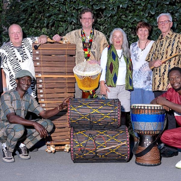 Die Trommler-Gruppe Silaba & Demba Diatta (Foto: Privat)