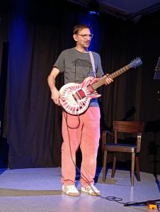 Die "Superväter" - Kabarett von Stefan Peschta und Jürgen Heiss am 22.11.2025 in der Kulturfabrik Kufstein. Foto: Veronika Spielbichler