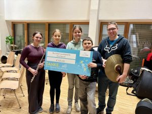 wörglWEB Kampagne 2025 unterstützt Blasmusikvereine mit insgesamt fast 8000 Euro. Foto: Stadtwerke Wörgl